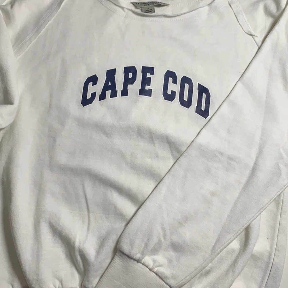 Cape cod crewneck size small